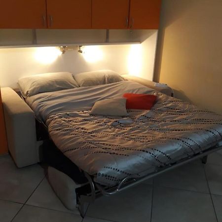 Monolocale Soana Apartment Turin Ngoại thất bức ảnh