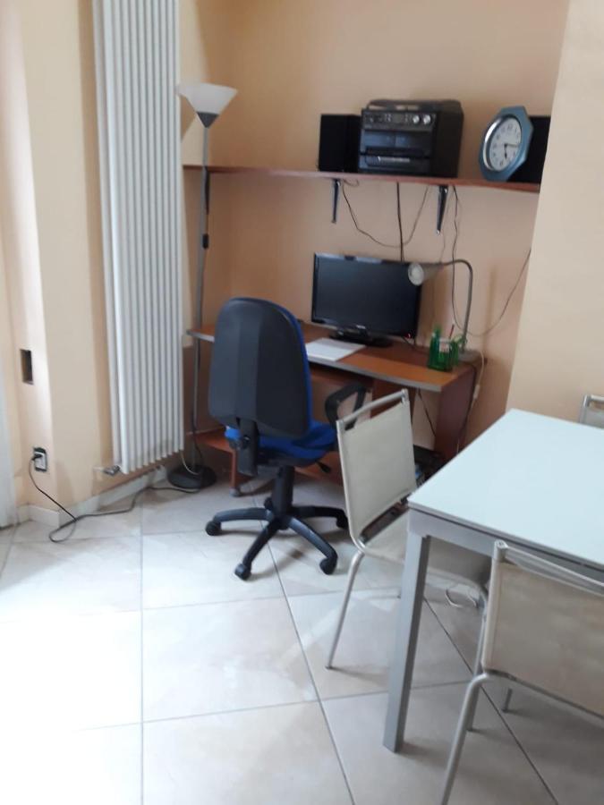Monolocale Soana Apartment Turin Ngoại thất bức ảnh